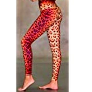 RARE FIND!! Niyama Sol Wild Thing Barefoot Legging